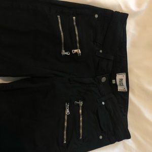 Black Paige jeans with front zippers! Size 29